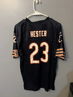VTG Reebok Chicago Bears Devin Hester Jersey Youth XL Or Woman’s Jersey - Image 1 of 4