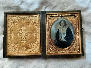 Antique Union Case With Ambrotype Photo Of Young Woman Diamond Ring 1/6 Plate - Picture 1 of 18
