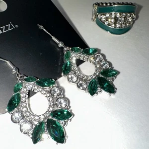 Paparazzi Schmuck Set Lot, Ohrringe, Ring, Glamor, Stadtmädchen, Retro, Uptown Mädchen - Bild 1 von 11