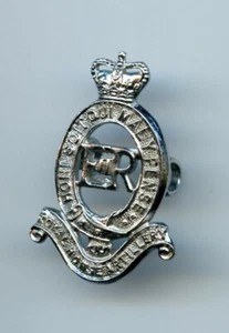 Royal Horse Artillery Queens Crown Metal Cap Badge - Picture 1 of 2