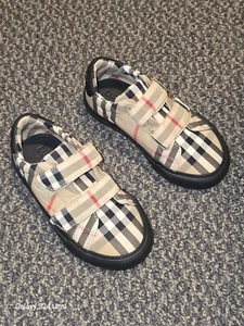 BURBERRY Markham Check Grip-Strap Sneaker Kids Size 26/9.5C US - Picture 1 of 9