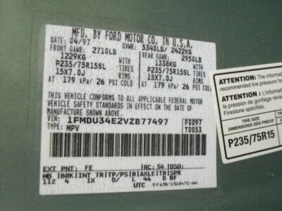 Conjunto de filtro de aire usado se adapta a: Ford Explorer 1997 4,0 L cilíndrico grado A Foto 1 de 4