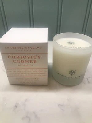 Vela esquinera Crabtree Evelyn Curiosity 200 g Foto 1 de 4