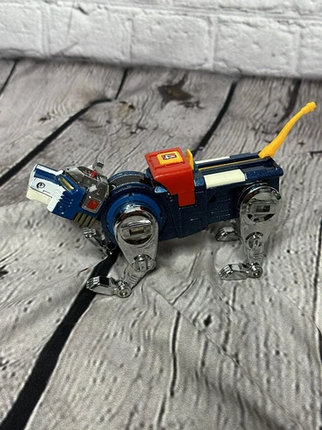 Vintage 1980’s Lionbot Voltron Diecast Metal Taiwan KO Blue Lion #4 Cover