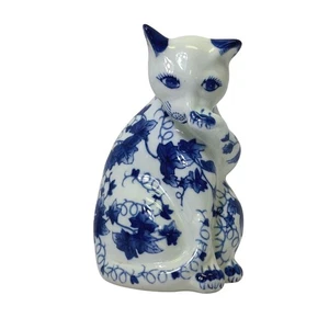Vintage Porcelain Cat figurine blue white with floral design - Picture 1 of 10