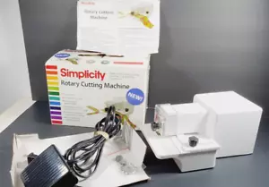 Simplicity Rotary Cutting Machine Quilting Scrapbooking CardMaking Model 881950W - Picture 1 of 6