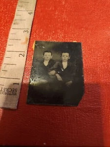 Antique Tin Type Portrait Photo Siblings (H) - Picture 1 of 3