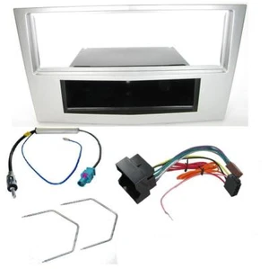 KIT MONTAGGIO COMPLETO PANNELLO FASCIA CD FACIA VAUXHALL CORSA 2006-2013 ARGENTO CT24VX05 - Foto 1 di 2