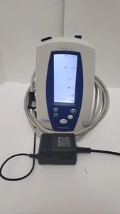 Welch Allyn Spot Vital Signs Monitor mit Netzteil und BP Schlauch 42NTB - Bild 1 von 10