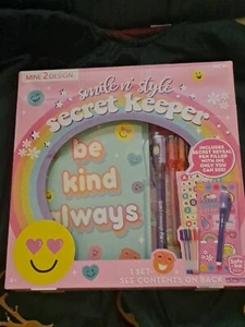 Smile N Style Secret Keeper - Picture 1 of 2