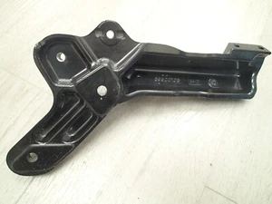 HARLEY DAVIDSON SOFTAIL EXHAUST MOUNT BRACKET OEM 65500063 - Picture 1 of 5