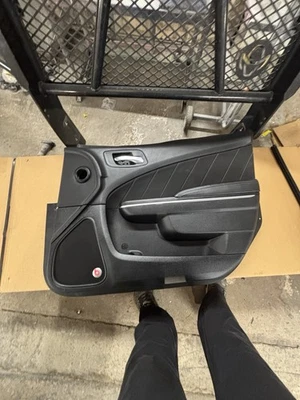 Panel de puerta de pasajero delantero Dodge Charger 2011-2023 Foto 1 de 4