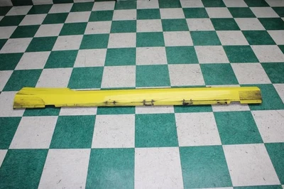 11-15 CAMARO *NOTE* Yellow RH Right Side Skirt Rocker Moulding Panel Factory OEM Foto 1 de 4