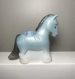 Disney Mattel Little People 2021 Frozen Ice Water Horse NOKK Elsa Lights Musical - Imagen 1 de 7