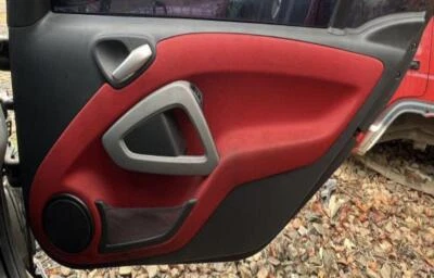 Smart Fortwo 2008 2009 panel de puerta delantera lado del pasajero derecho tela roja OEM Foto 1 de 2