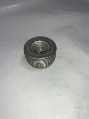 C. H. RE41 CONDUIT REDUCER STEEL  1 1/4” to 1/2” NPT - Image 1 of 4