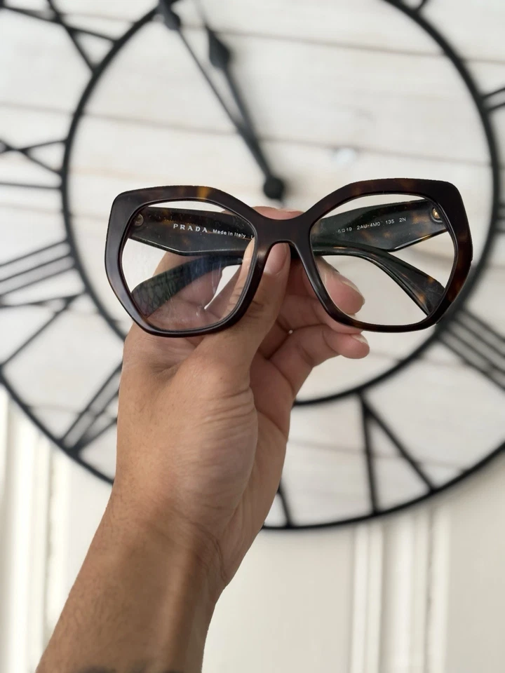 Lentes progressivas de óculos Prada prescritas  - Imagem 1 de 4