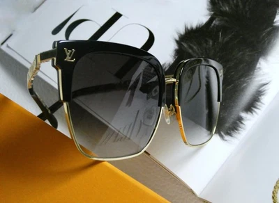 Butterfly, Louis Vuitton, Gafas de sol Mujer Marco Completo Metal Forma Ovalada, con bla Foto 1 de 4