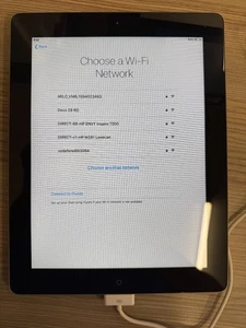 Apple iPad 2nd Generation 16GB Silver - Picture 1 of 5