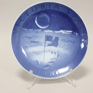 Royal Copenhagen 1969 Porzellan Teller Mondlandung Victoria Spatii 196 - Bild 1 von 2