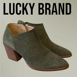 Lucky Brand Zeshia green Suede Booties Pointed Toe Block Heel NWOB size 6 - Picture 1 of 8