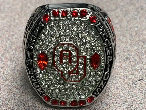 2016 OKLAHOMA SOONERS COMMEMORATIVE CHAMPIONSHIP RING SIZE 11.5 BOB STOOPS Cover