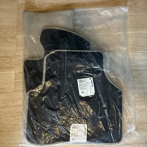 OEM Volkswagen VW Passat B6 EM LL Car Floor Mats Set of 4 3C1-863-011-D-ZHY - Picture 1 of 9