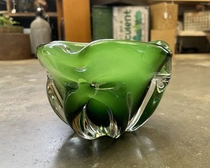MCM Murano Style Green Art Glass Ashtray Bowl Heavy Sculptural Form 1.46kg - Picture 1 of 16