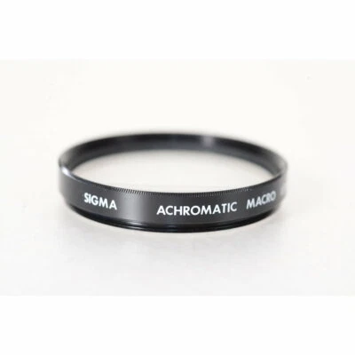 Sigma 52mm Macro Lens Achromat - Close-up Lens for the 2.8/90 Lens - E52 - Image 1 of 3