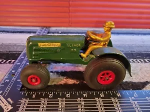 Oliver 70 1/24 ? Diecast Farm Tractor Replica Collectible by REG - Bild 1 von 9