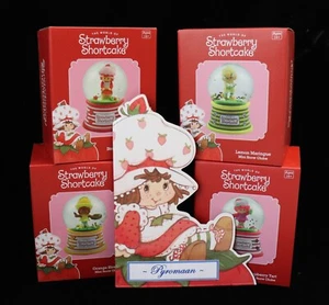 Strawberry Shortcake Mini Snow Globes Lot - Set of 4 - 2024 - Picture 1 of 5