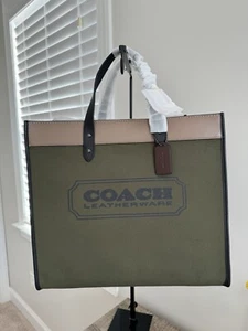 NWT COACH 89298 Field tote 40 with coach badge Canvas Army Green Multi - Picture 1 of 13