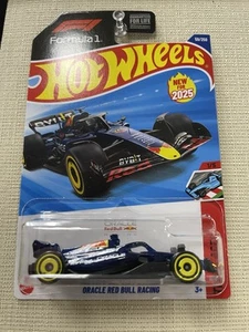 2025 Hot Wheels Formula 1 Oracle Red Bull Racing 59/250 Track Aces 1/5 - Picture 1 of 2