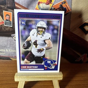 2025 Cam Skattebo Score RC #1 Base Hot! - Picture 1 of 2