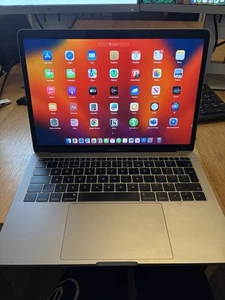 Apple Macbook Pro 13,3" i5, 8 Go RAM, 128 Go - Très bon état, boîte d'origine - Photo 1/8