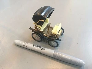 RARE VINTAGE GUISVAL TOY CAR DECAUVILLE 1901 PLASTIC 5 BERLINA 5 HP - Picture 1 of 7