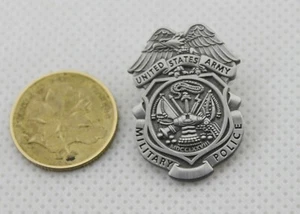 Pin de solapa MP de EE. UU. - Imagen 1 de 3