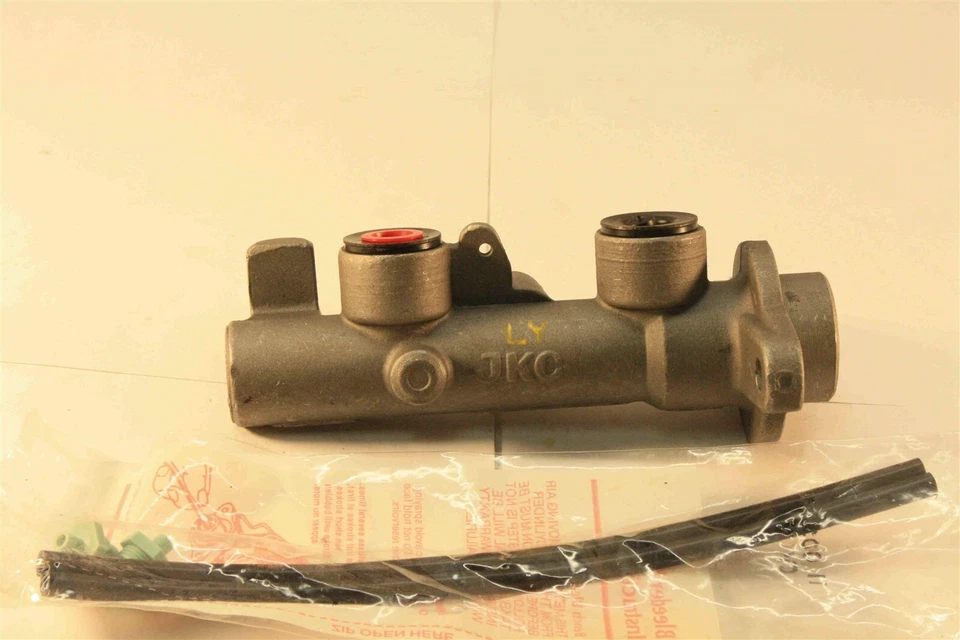 Brake Master Cylinder Reman para SUBARU Justy 1987-1988 - Imagem 1 de 4