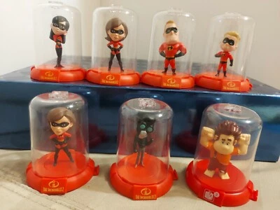 LOTE DE 5 FIGURAS DE LOS INCREÍBLES PLUS WRECK IT RALPH EN CÚPULAS COLECCIONABLES Foto 1 de 4