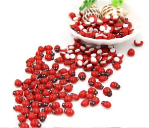 100x Wooden Red Ladybird Ladybug Sticker Adhesive Garden Party Decorating Craft - Picture 1 of 7