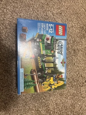 LEGO City: Logging Truck (60059) Complete retired rare set +box - Image 1 of 2