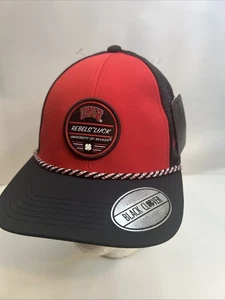 Nuevo Sombrero Snapback Etiquetas Blancas Trébol Negro Universidad de Nevada Rebeldes Suerte Adulto - Imagen 1 de 12
