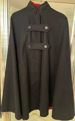 Винтажный шерстяной плащ медсестры от C.D. Williams & Co. темно-синий и красный 1940-х WWII изящный - Изображение 1 из 4