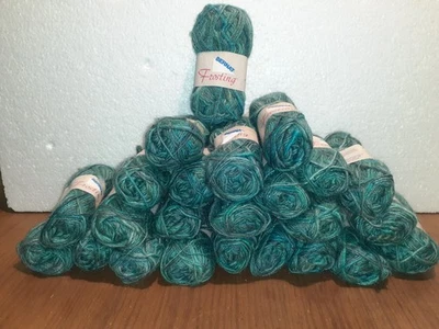 LOT 24 Skeins 1.4 oz BERNAT FROSTING Yarn CREME DE MENTHE 70% Wool 30% Nylon 110 - Image 1 of 4