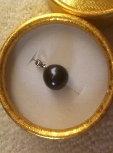 A Brand-new Genuine Cultured Freshwater Big Black Pearl Drop Pendant 925 silver - Picture 1 of 2
