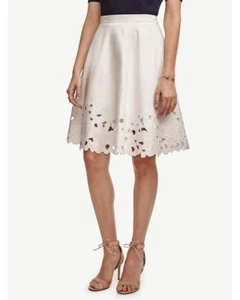 Ann Taylor - Falda Columpio Bordada Blanca Talla 6 $129 (H) - Imagen 1 de 5