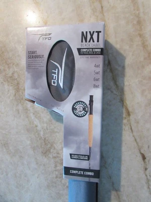 Nuevo en caja, combo de pesca con mosca TFO NXT etiqueta negra, TF 05 90 4 NXT negro 5wt, 9' 4 piezas Foto 1 de 4