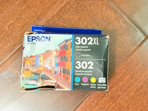 Genuino Epson 302xl TINTA NEGRA Y 302 COLOR PB/C/M/Y Paquete de 5 Exp 9/2026 *Caja Fea* - Imagen 1 de 4