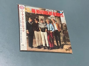 HERMAN'S HERMITS - BEST OF - JAPAN MINI-LP CD OBI TOCP-67958 PROMO - Bild 1 von 3