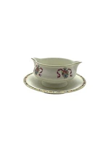 Theodore Haviland St Regis Gravy Boat with Attached Underplate New York Flower - Picture 1 of 10